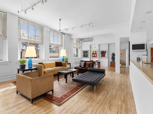 139 West 19th Street image 1 of 13