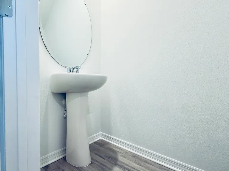 2947 Canary Ave — Photo 23