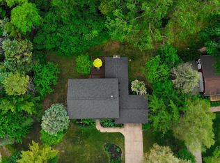 1990 Squirrel Valley Dr, Bloomfield Hills, MI 48304