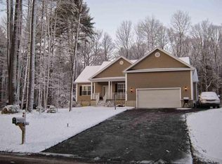 936 Macarthur Dr, Ballston Spa, NY 12020
