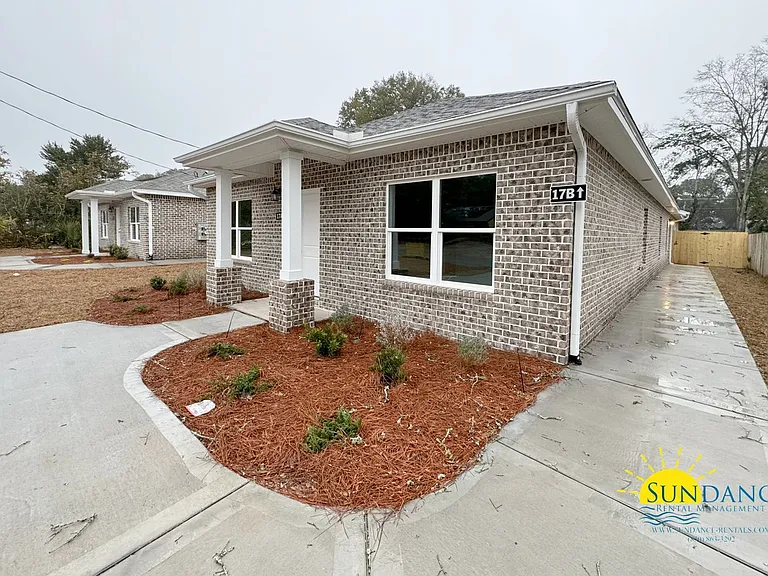 17 Cape Dr #B — Photo 20