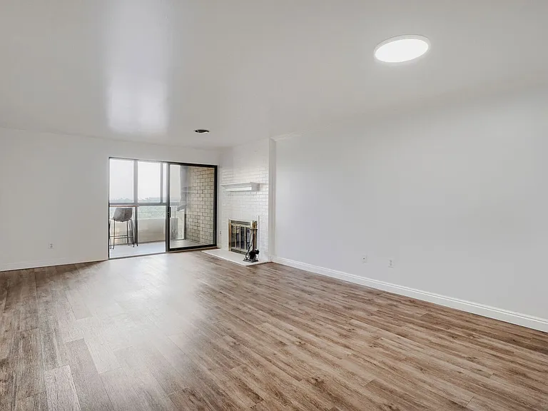 800 N Pearl St #709 — Photo 7