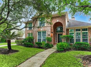 911 Lakespur Dr, Sugar Land, TX 77479