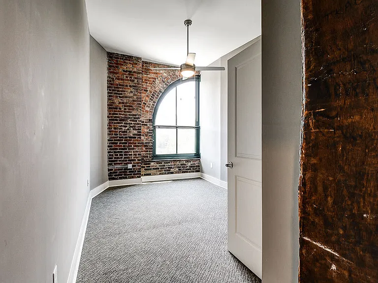 Boury Lofts — Photo 20