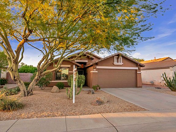 4th image of 3044 E Winged Foot Dr