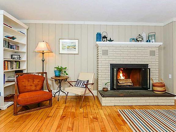 4th image of 38 Horsford Ave