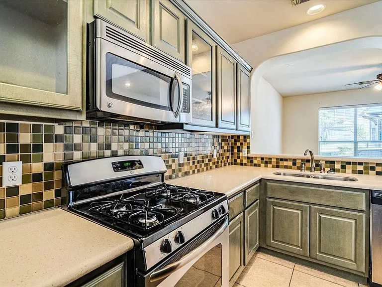2924 Bond Dr #4C — Photo 4