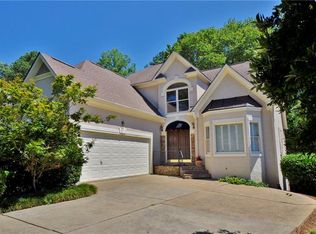 1017 Golf Estates Dr, Woodstock, GA