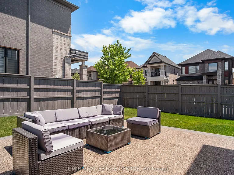 39 Lyle Way — Photo 40