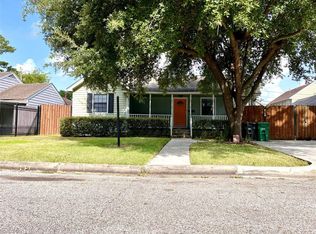 2126 Des Jardines St, Houston, TX 77023