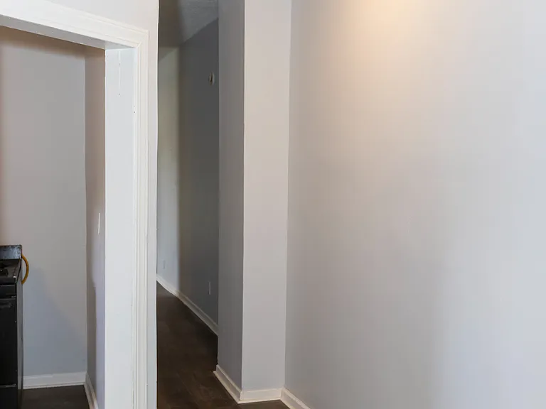 993 Oakview St #202 — Photo 14