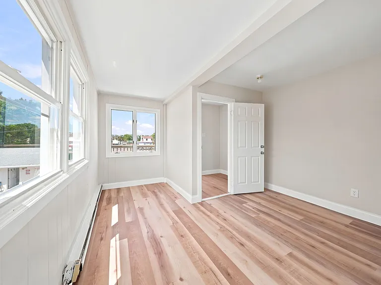805 W New York Ave — Photo 16