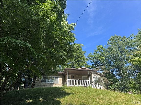 3rd image of 2116 W Hamton Rd