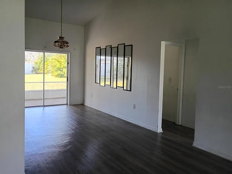 829 Blanc Ct — Photo 2