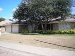 2031 Buffalo Dr, Levelland, TX 79336