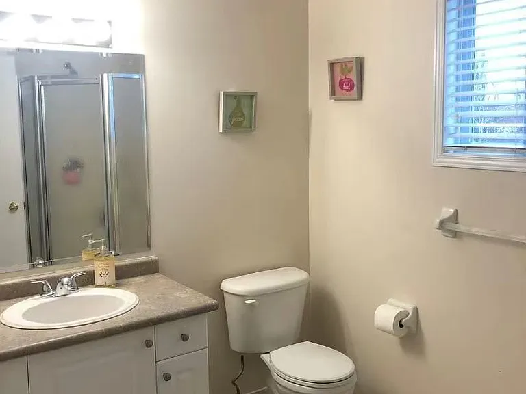 829 Whetherfield St — Photo 14
