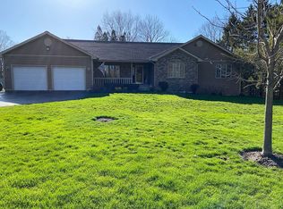 440 Stanford Dr, Marengo, IL 60152