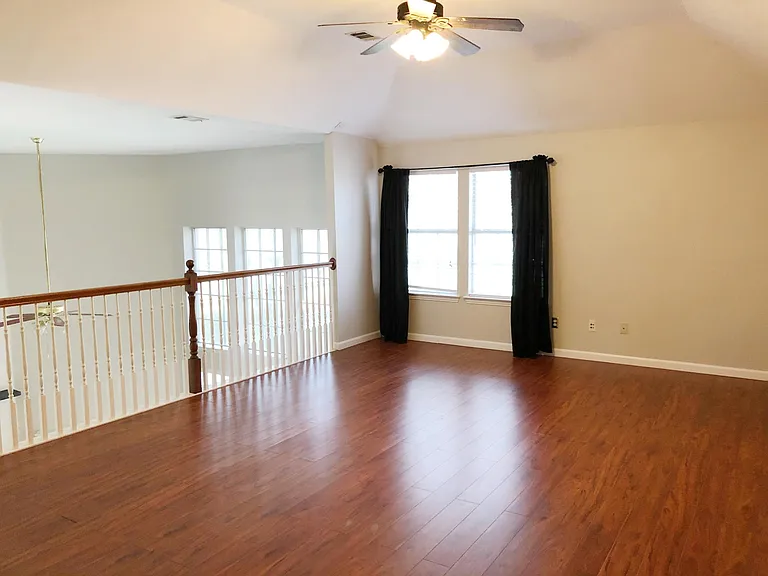 6417 Calloway Dr — Photo 13