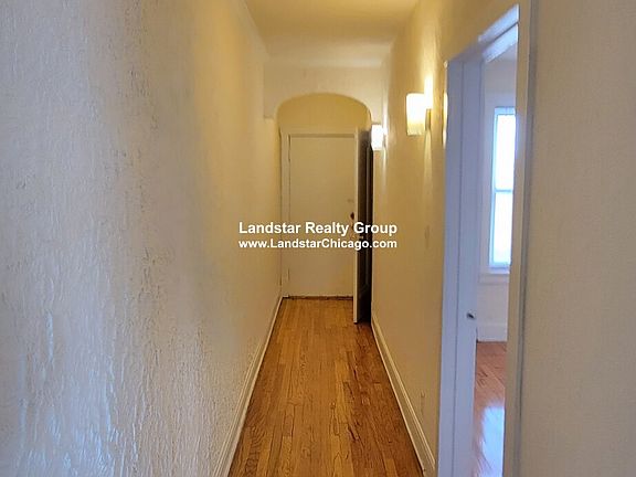 5th image of 2759 N Kilbourn Ave #2