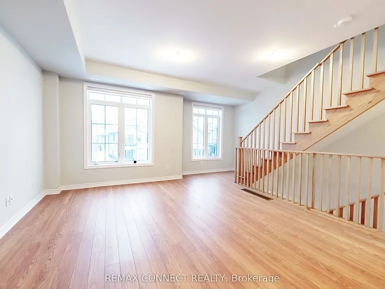1028 Dyas Ave — Photo 6