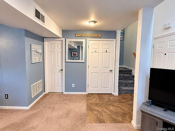 3rd image of 14 Brick Pond Road
