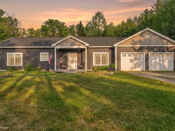 205 Shelby Drive, Hermon, ME 04401