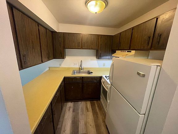 5th image of 333 Coolidge Ave #8
