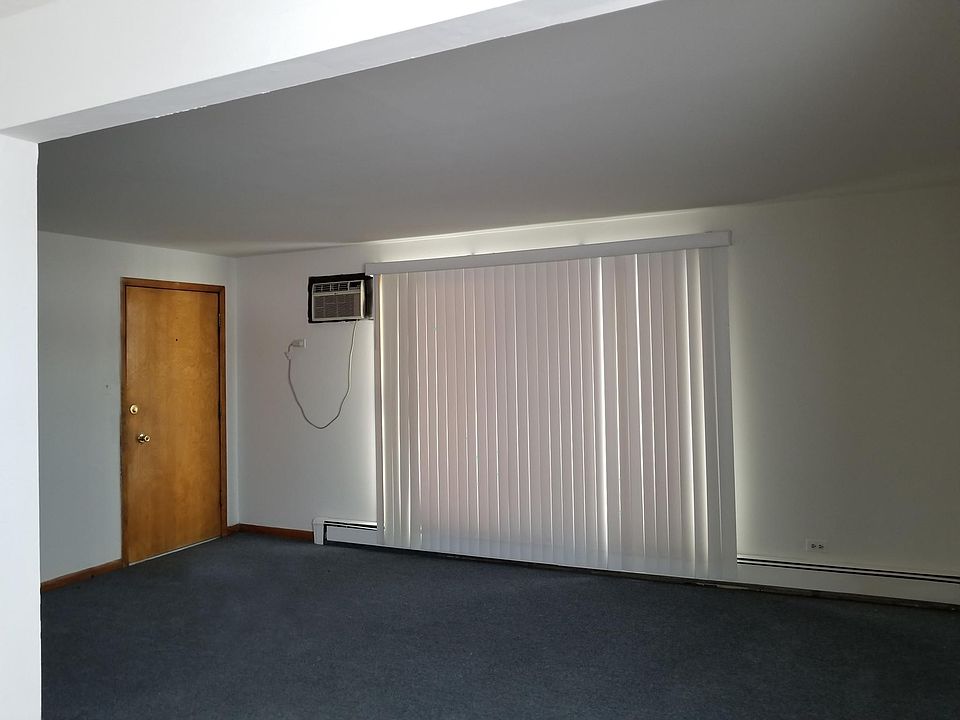 2nd image of 1127 W 127th Pl