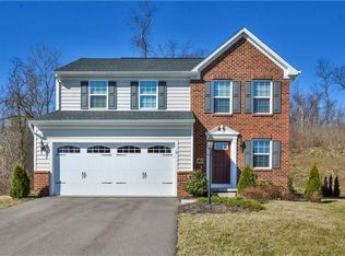 264 Long Ridge Dr, Coraopolis, PA 15108