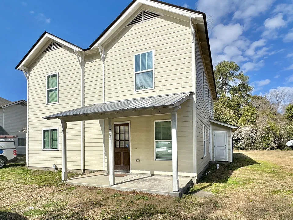 428 Winston St #1
