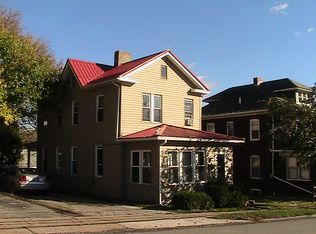 403 S 6th St #403, Indiana, PA 15701