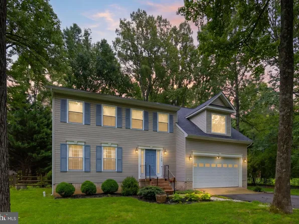 10459 Roosevelt Dr, King George, VA 22485