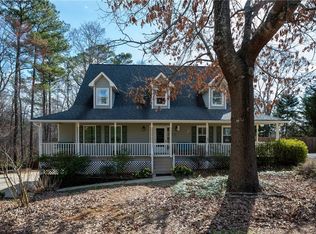 111 Springwater Trce, Woodstock, GA 30188