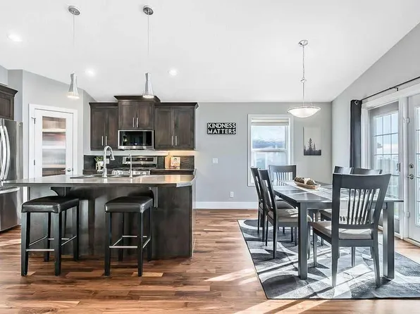 605 Sunrise Close SW, Diamond Valley, AB T0L 2A0