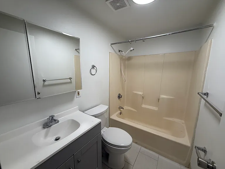 7 East St #210 — Photo 15