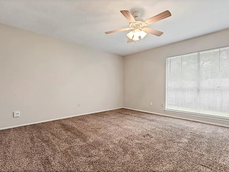 81 Blue Fox Rd — Photo 9