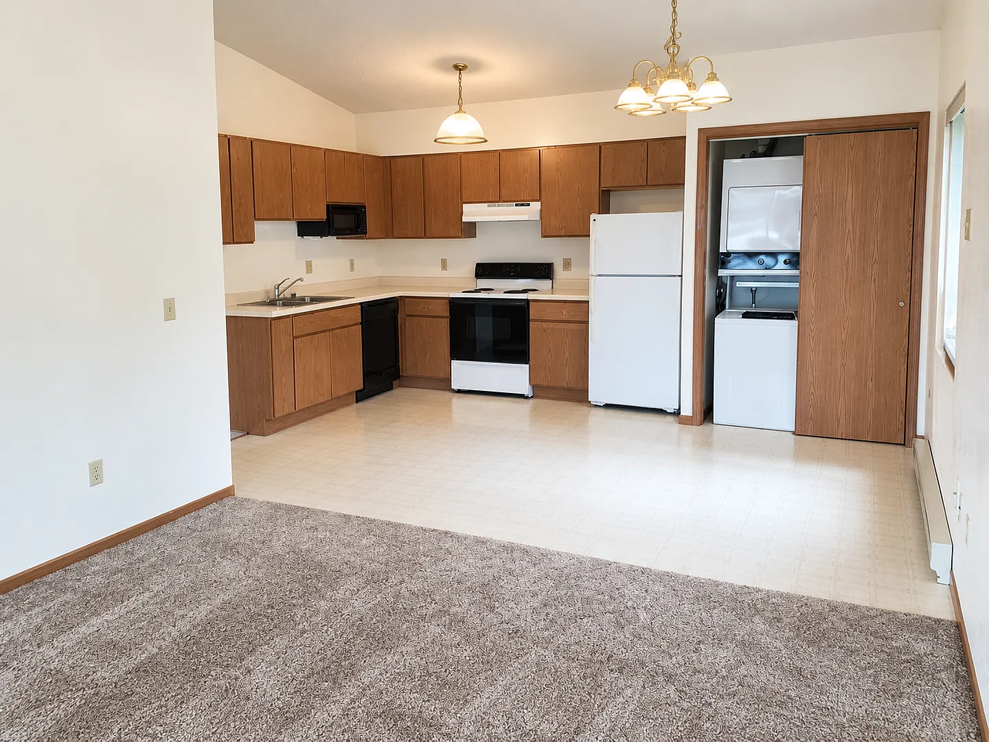 3013 Bongey Dr — Photo 3