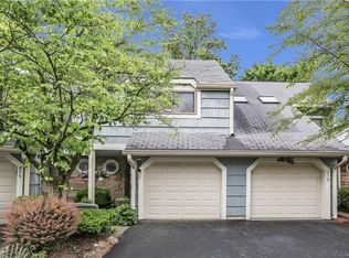 277 Treetop Cir, Nanuet, NY 10954