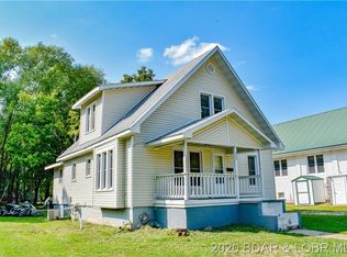 209 N Maple St, Eldon, MO 65026