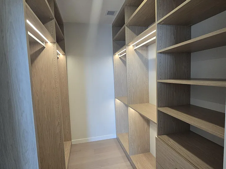 128 W 15th St #2202 — Photo 36