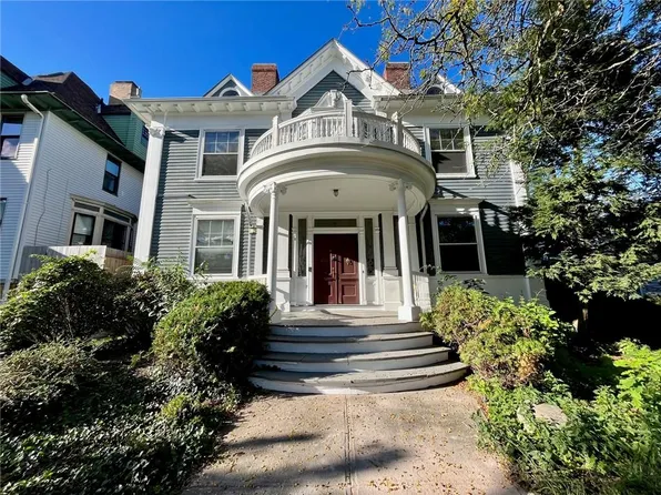 400 Angell St, Providence, RI 02906