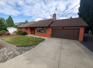 1301 NE Janet Ln, Myrtle Creek, OR 97457