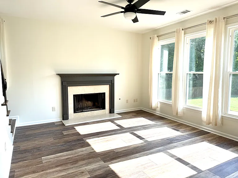 105 Springlaurel Ct — Photo 6