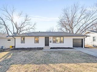 9400 Manchester Ave, Kansas City, MO 64138