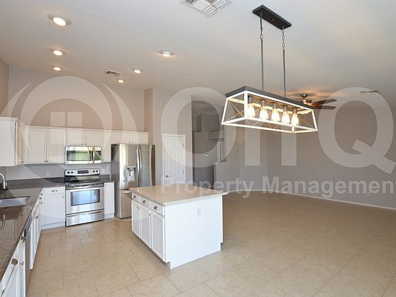 5th image of 23201 S 221st St