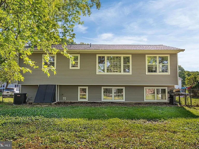 1021 Richfield Rd — Photo 26