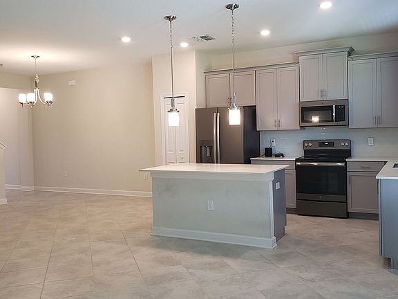 3rd image of 11564 Whistling Pine Way