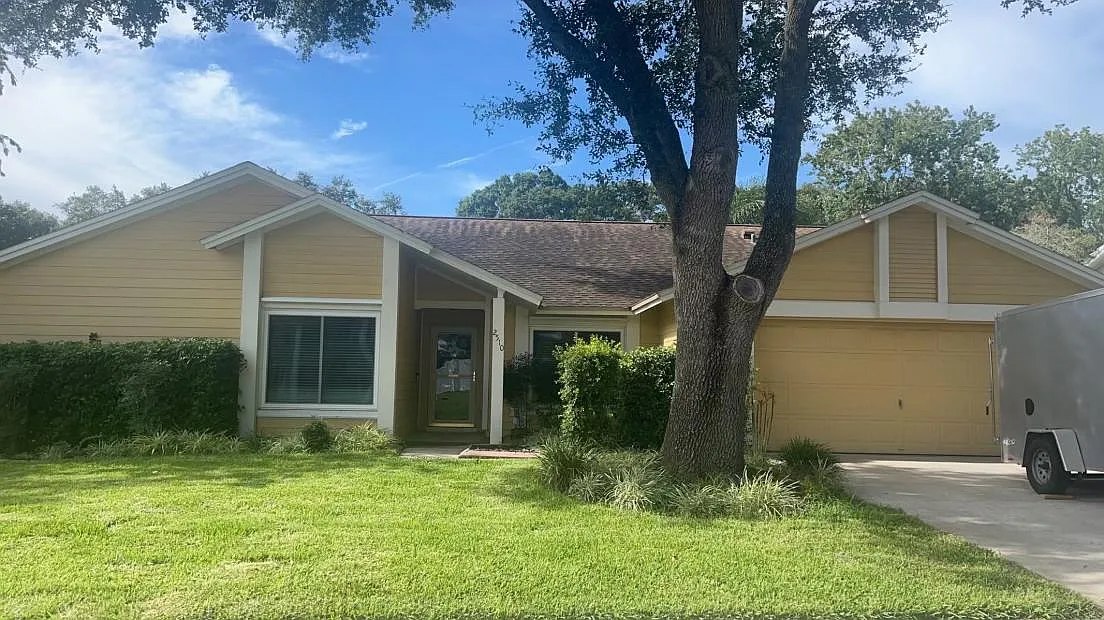 3 bed, 2280 sqft, $3,395 — Photo 2