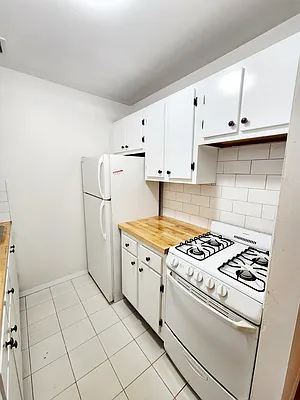 Rented by Oxford Property Group | media 15