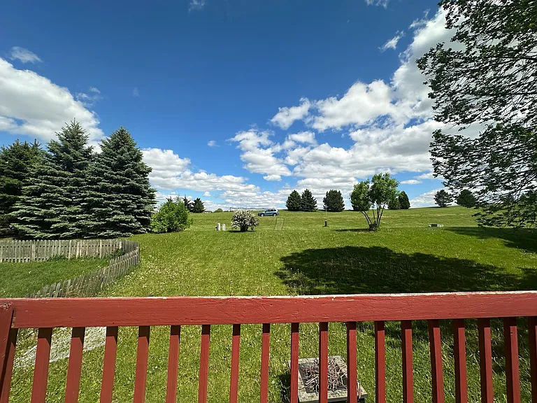 1122-1124 Waunakee Duplex — Photo 7